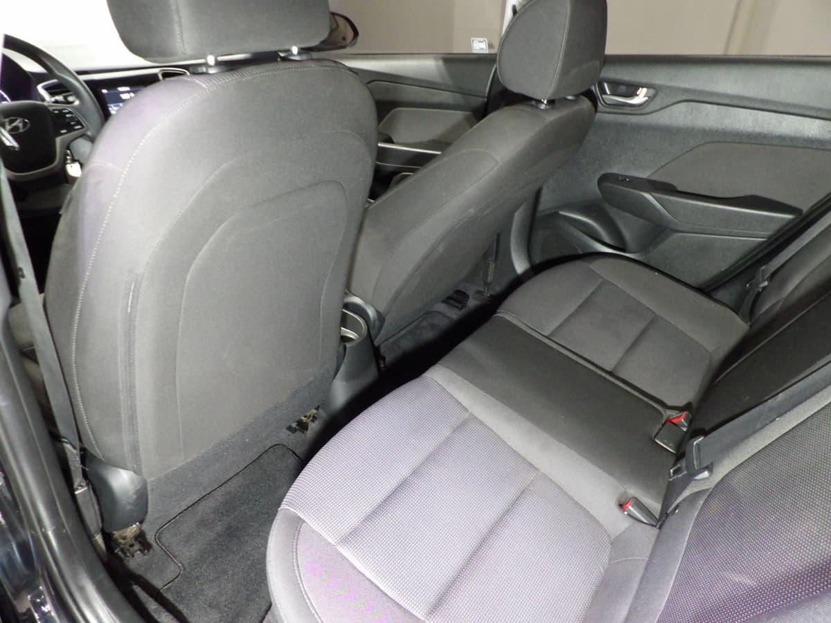 2021 Hyundai Accent 29