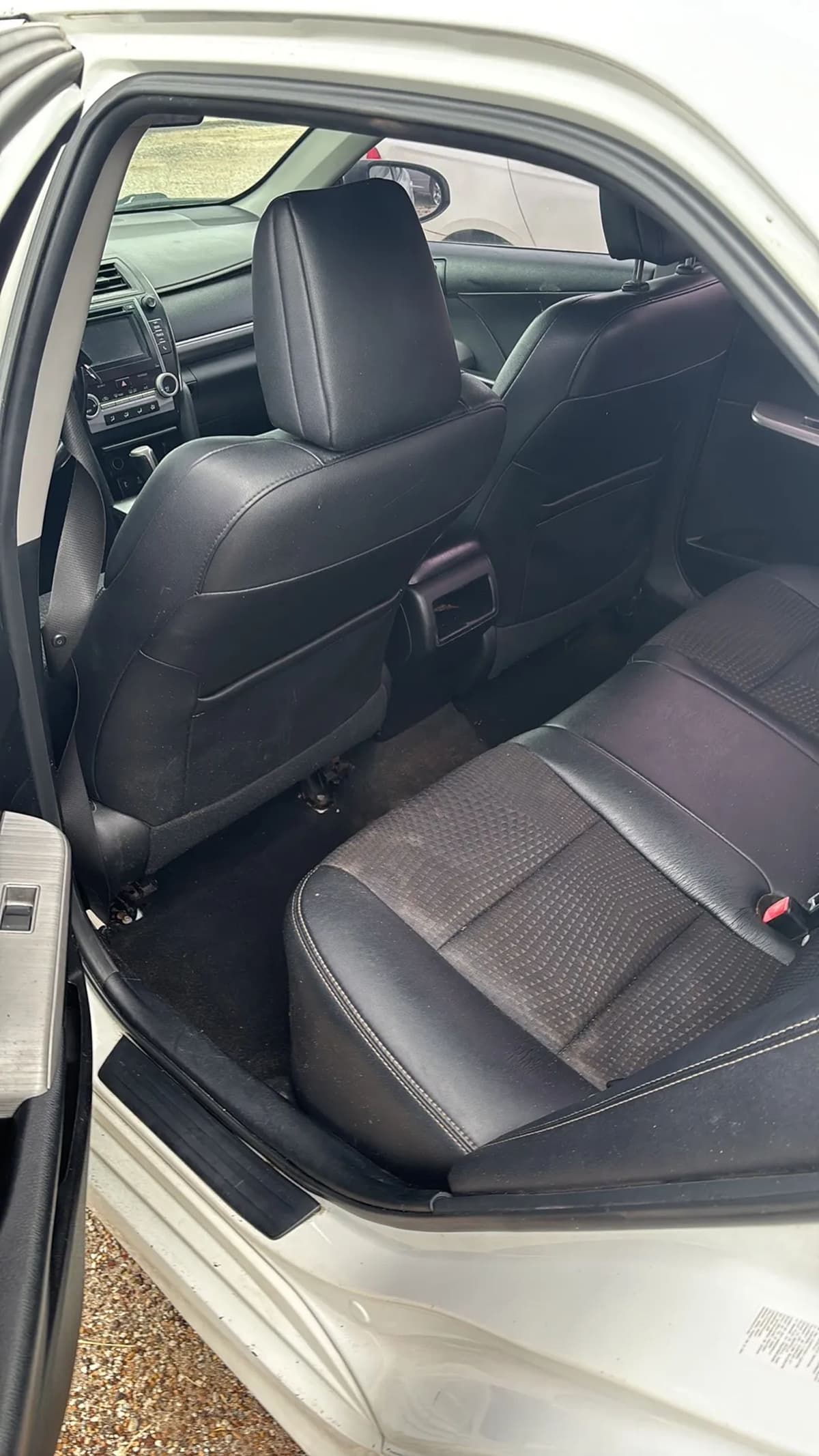 2014 Toyota Camry 15