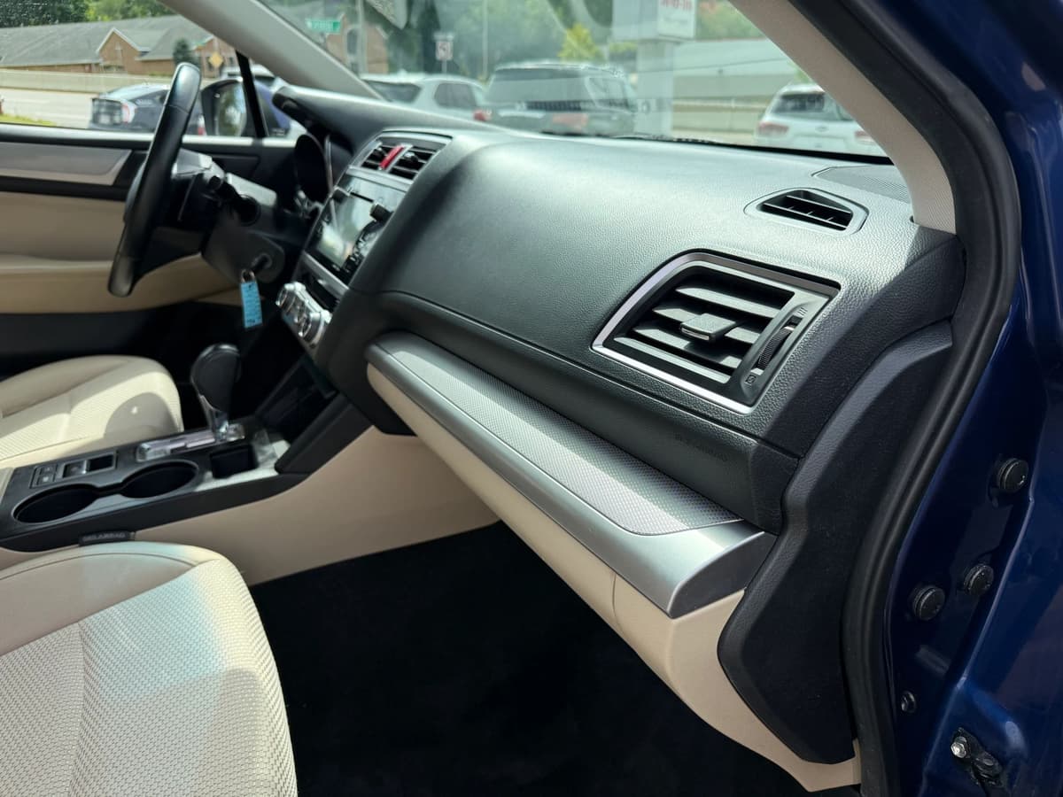 2015 Subaru Outback 78