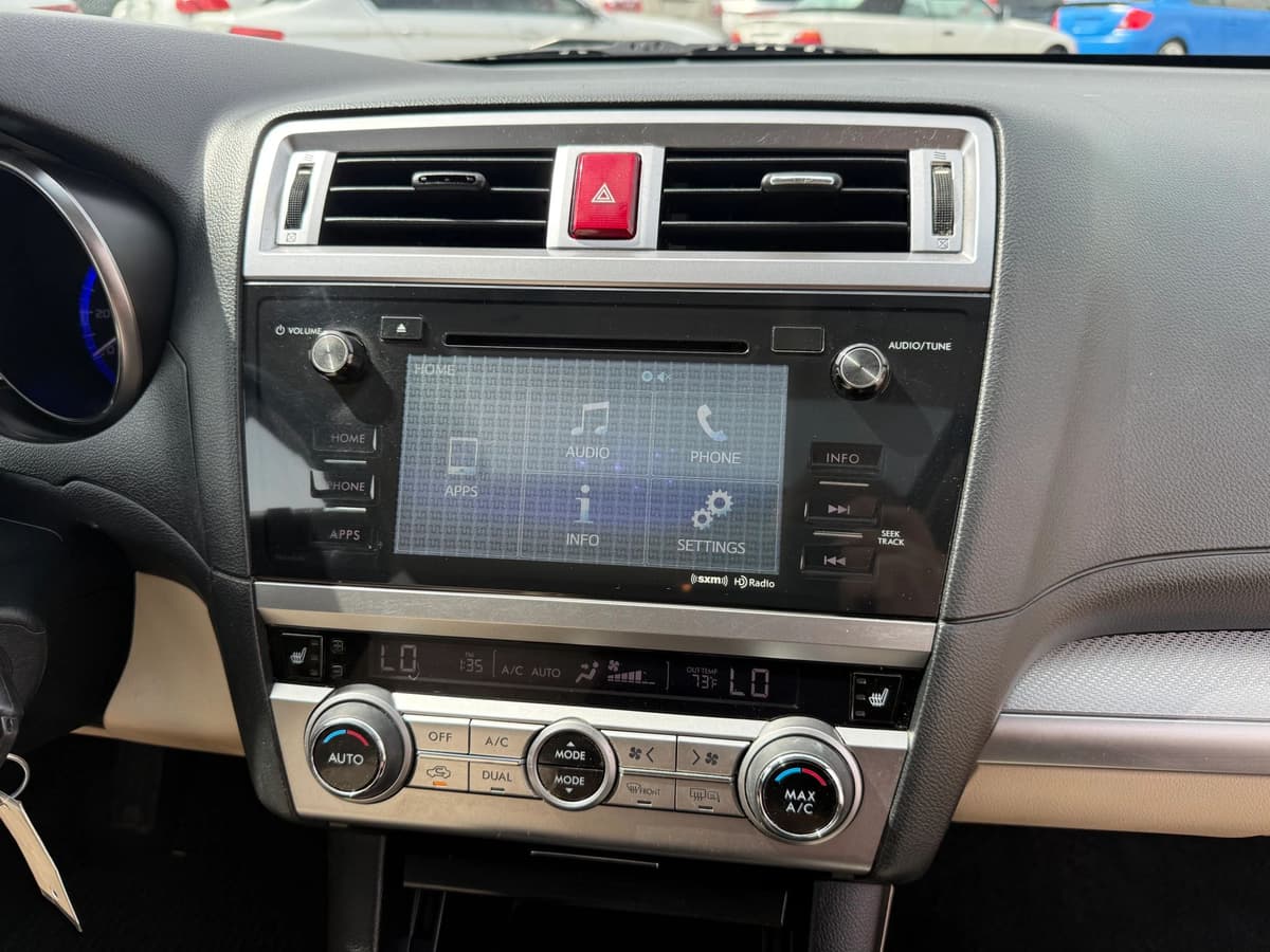 2015 Subaru Outback 83