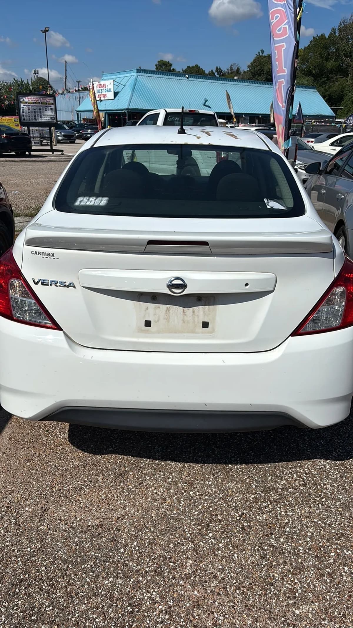 2017 Nissan Versa Sedan 12