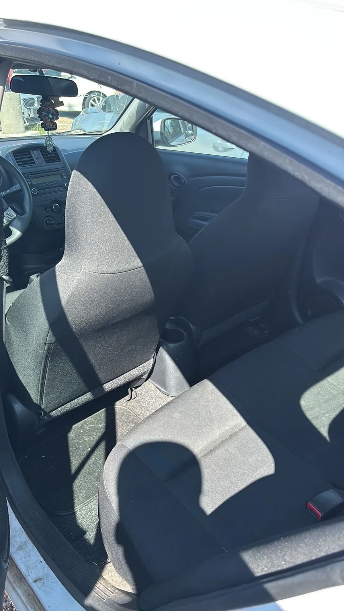 2017 Nissan Versa Sedan 15
