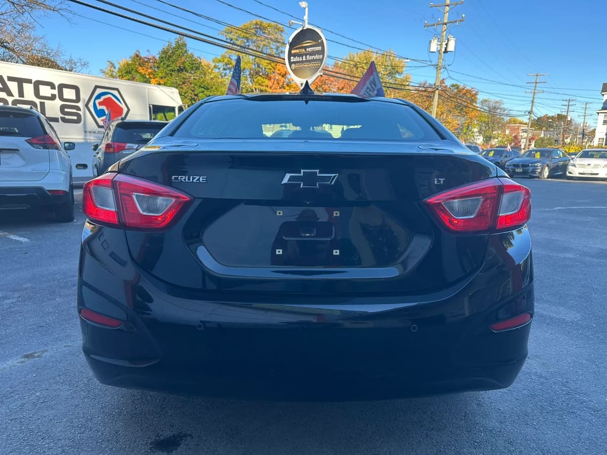 2019 Chevrolet Cruze 19