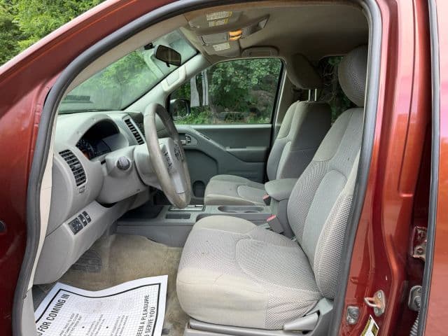 2017 Nissan Frontier 11