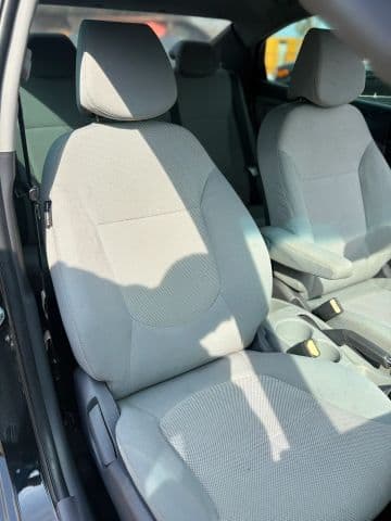 2014 Hyundai Accent 14