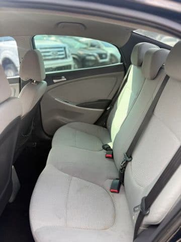 2014 Hyundai Accent 10