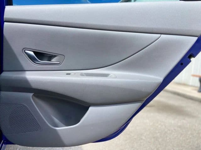 2021 Hyundai Elantra 23