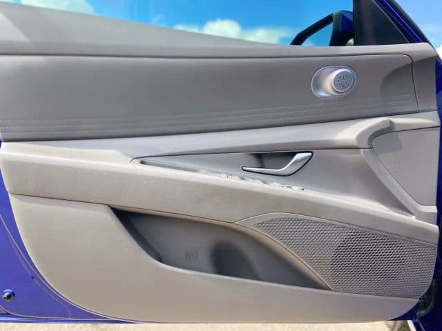 2021 Hyundai Elantra 14