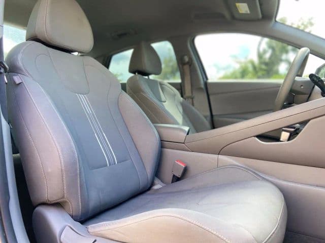 2021 Hyundai Elantra 19