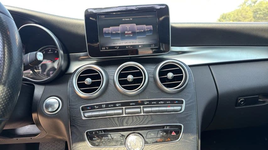 2017 Mercedes-Benz C-Class 9