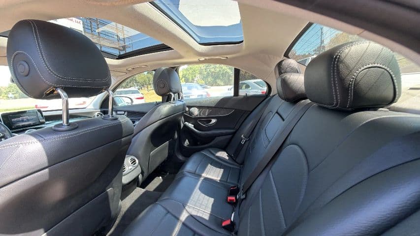 2017 Mercedes-Benz C-Class 11