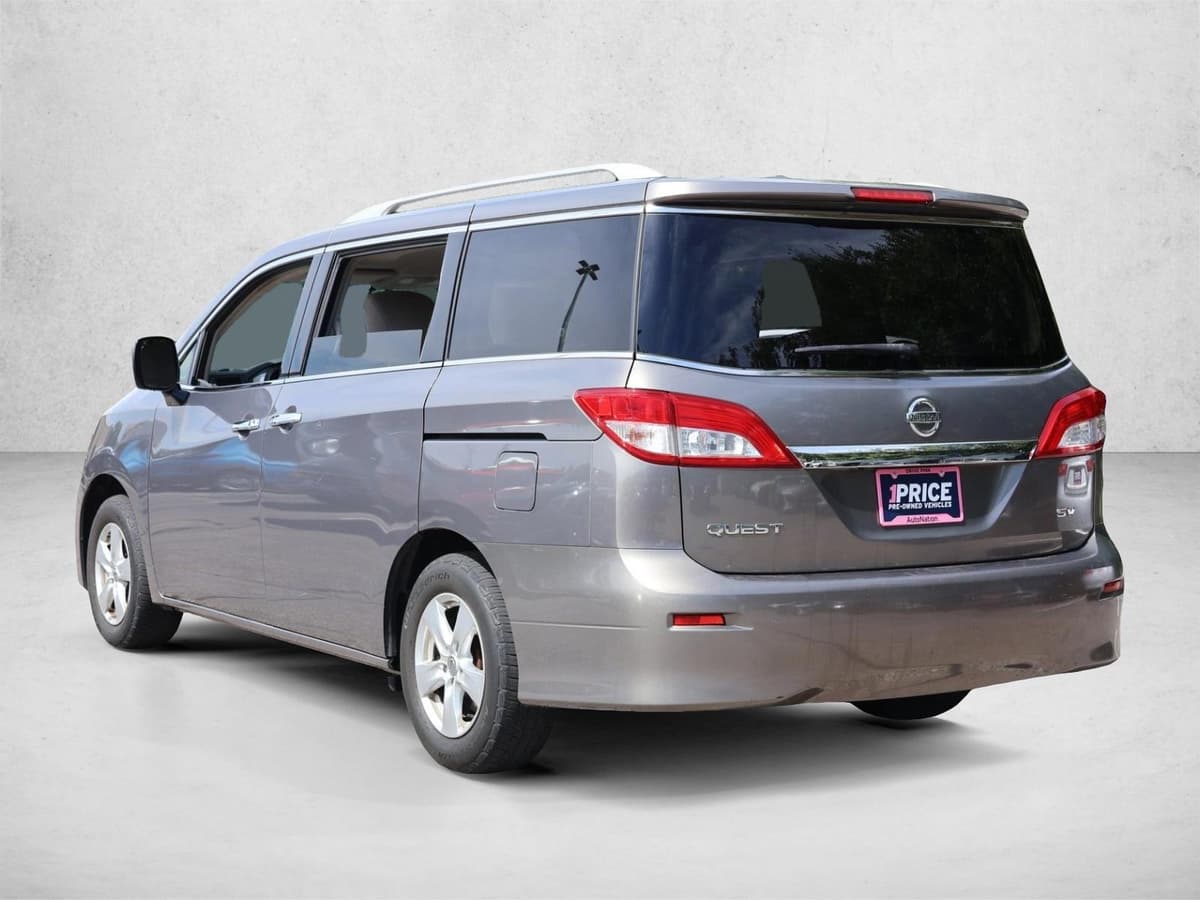 2016 Nissan Quest 6