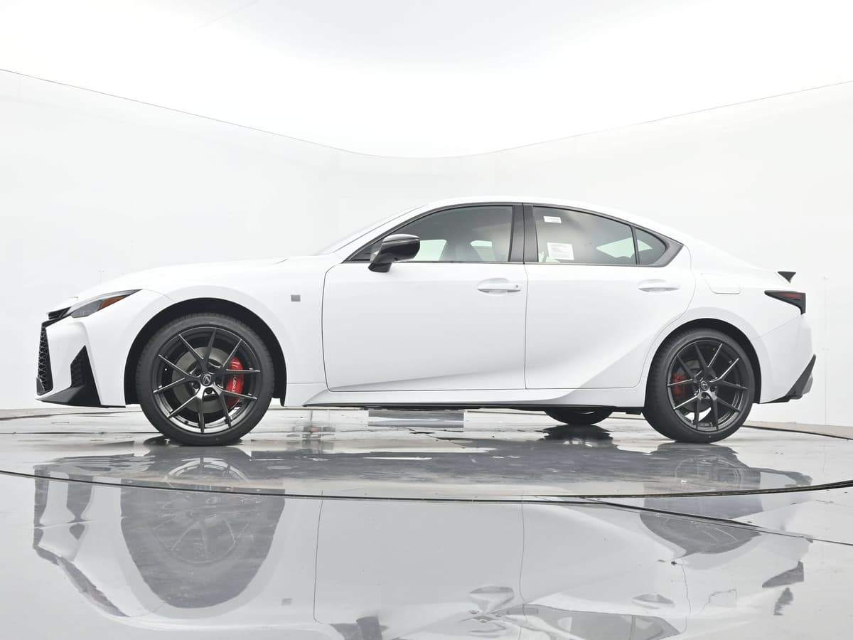 2026 Lexus IS 15