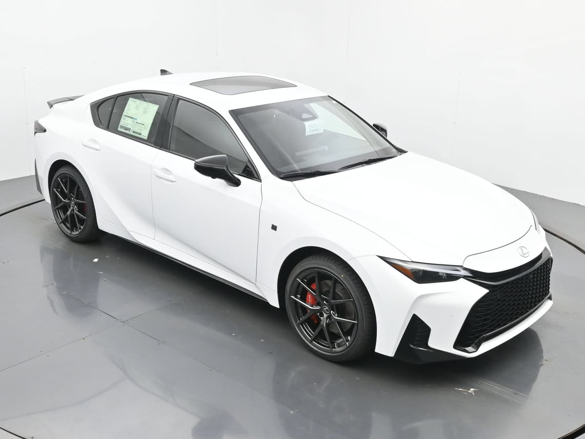 2026 Lexus IS 28