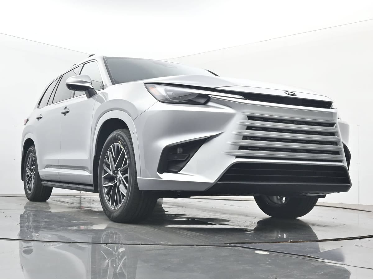 2026 Lexus TX 21