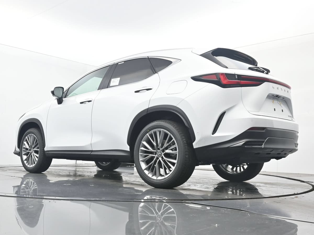 2026 Lexus NX Hybrid 16