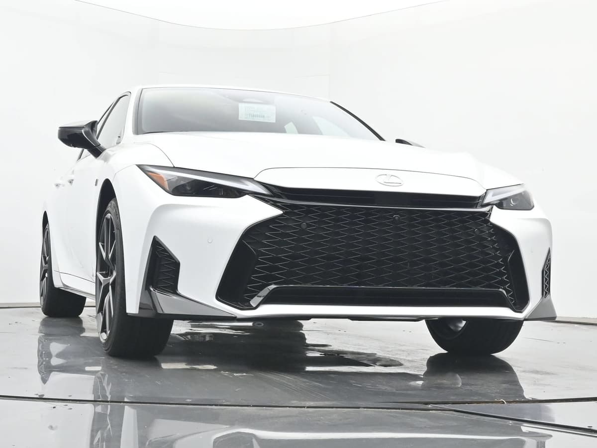 2026 Lexus IS 21