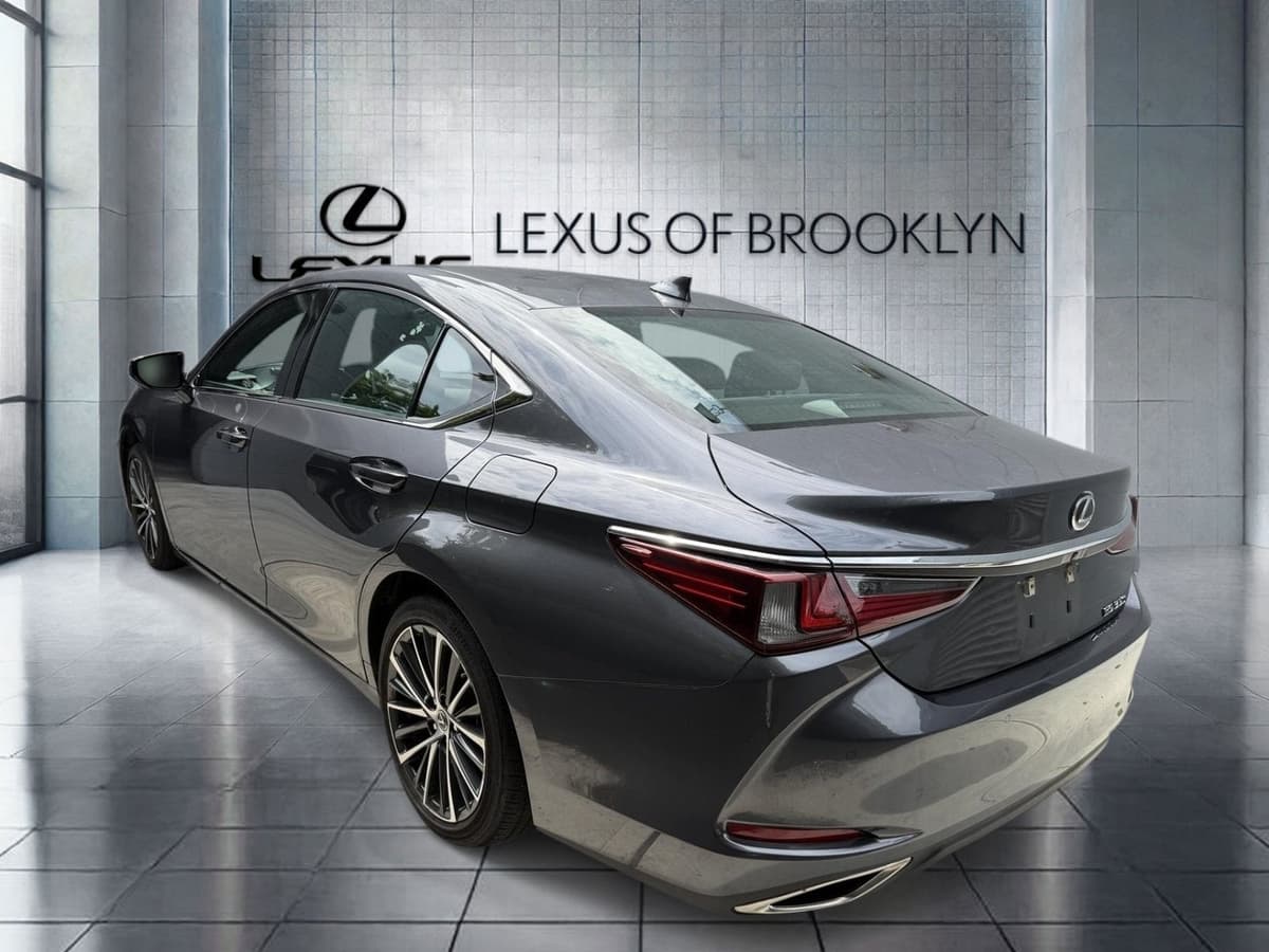 2024 Lexus ES 13