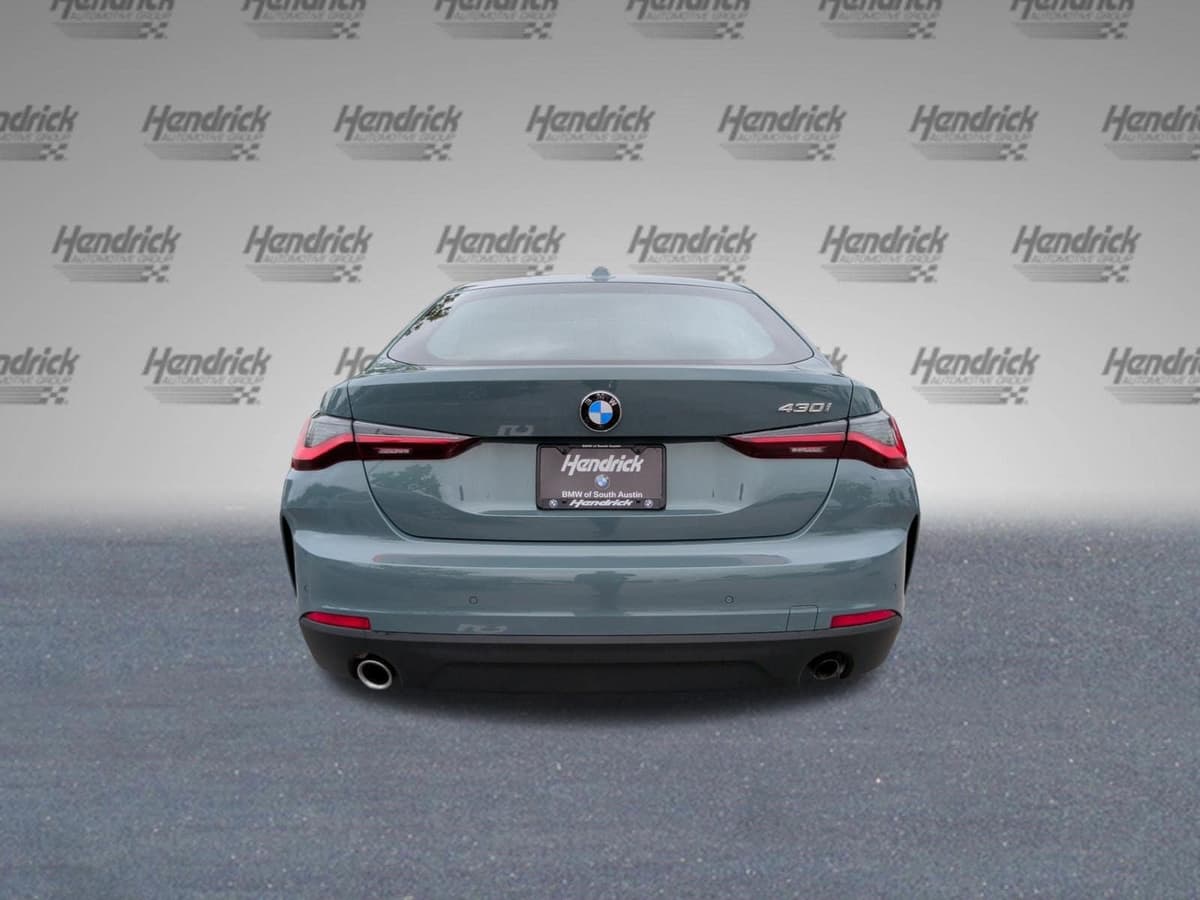 2026 BMW 4 Series 9