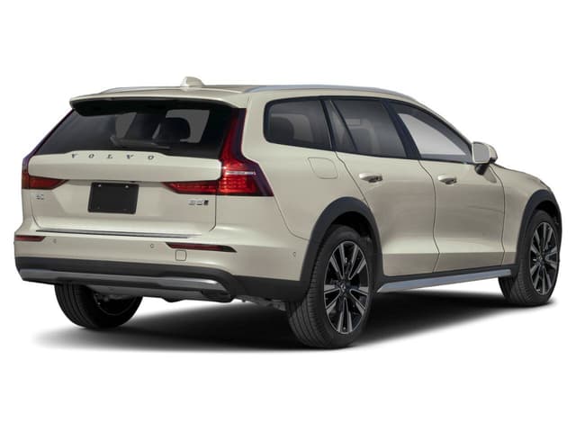 2025 Volvo V60 Cross Country