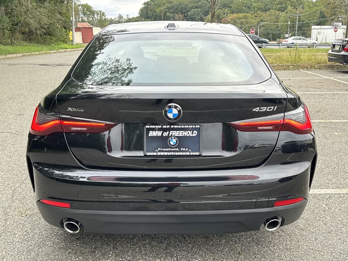 2026 BMW 4 Series 14