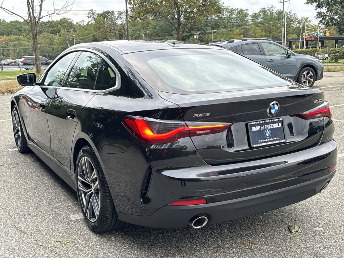 2026 BMW 4 Series 13