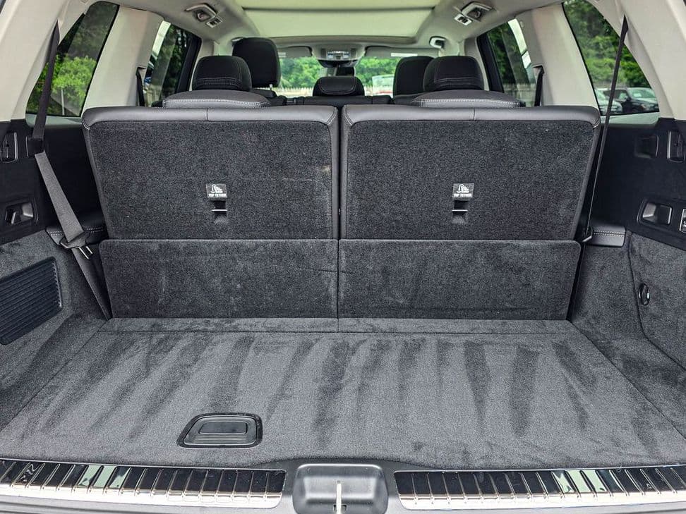 2026 Mercedes-Benz GLS 33