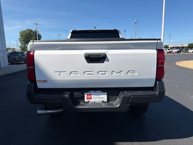 2025 Toyota Tacoma 8