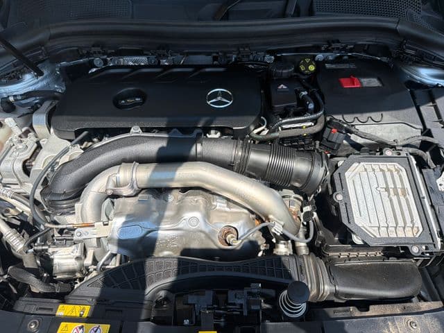 2025 Mercedes-Benz GLA 25