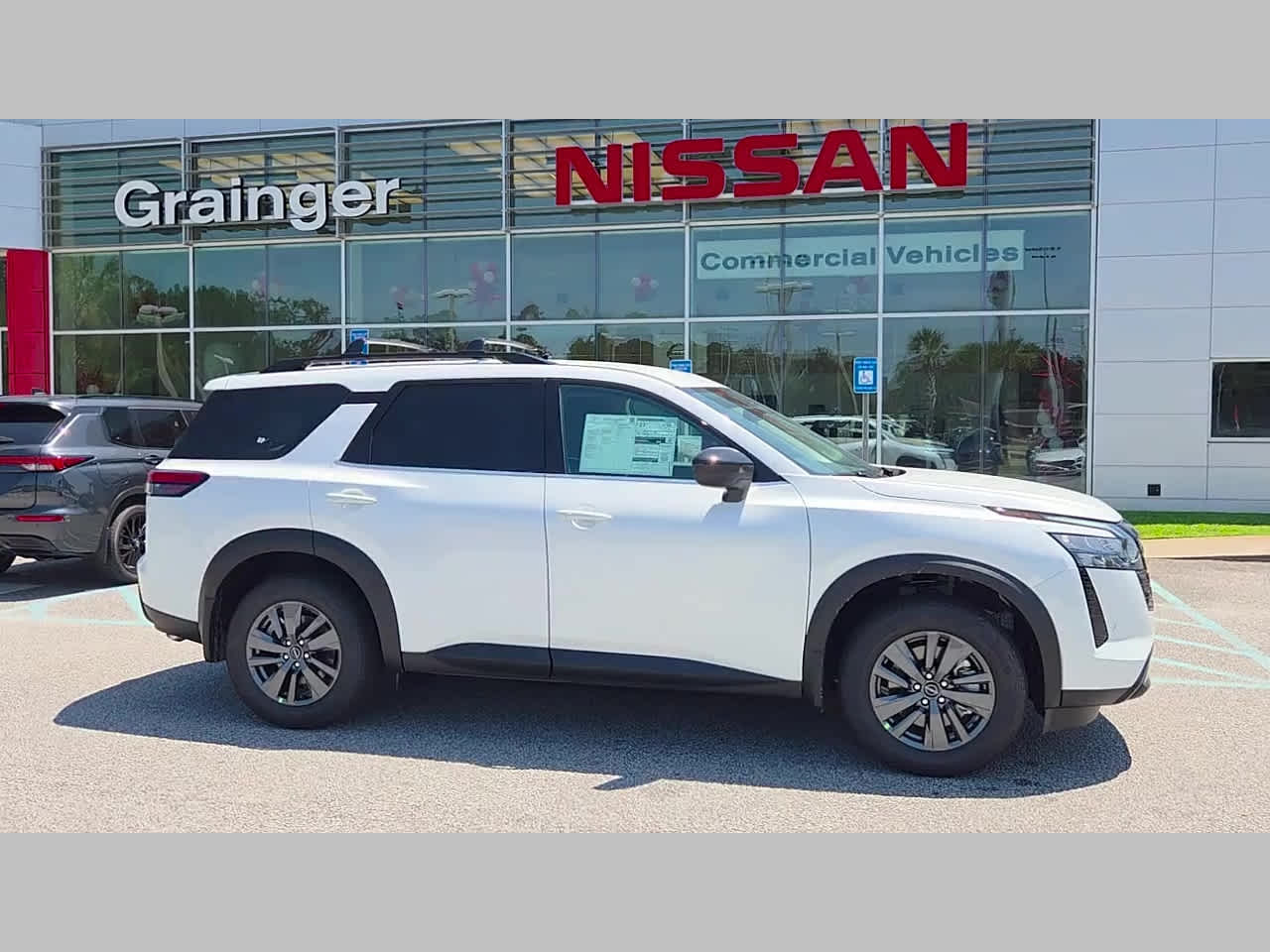 2026 Nissan Pathfinder 15