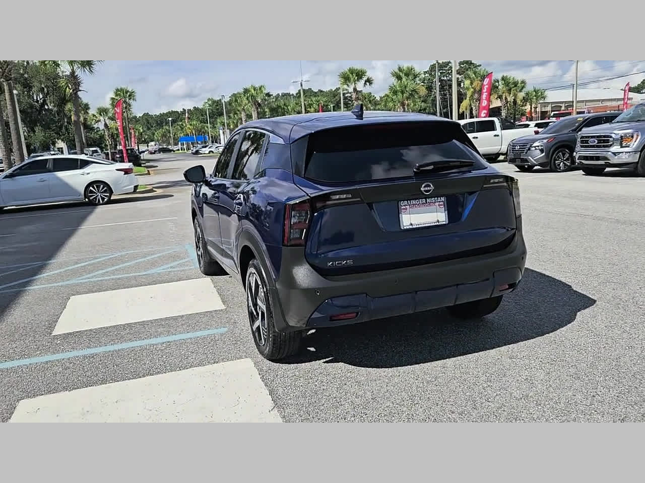 2025 Nissan Kicks 29
