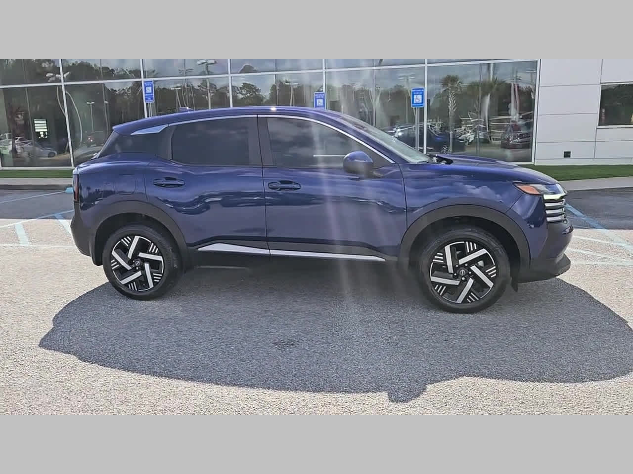 2025 Nissan Kicks 34