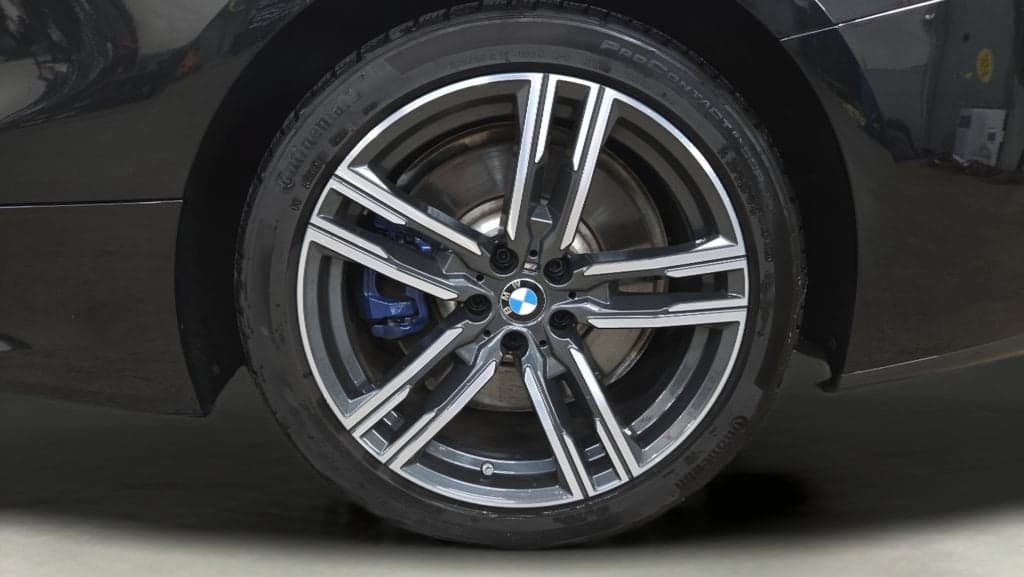 2025 BMW 8 Series 28