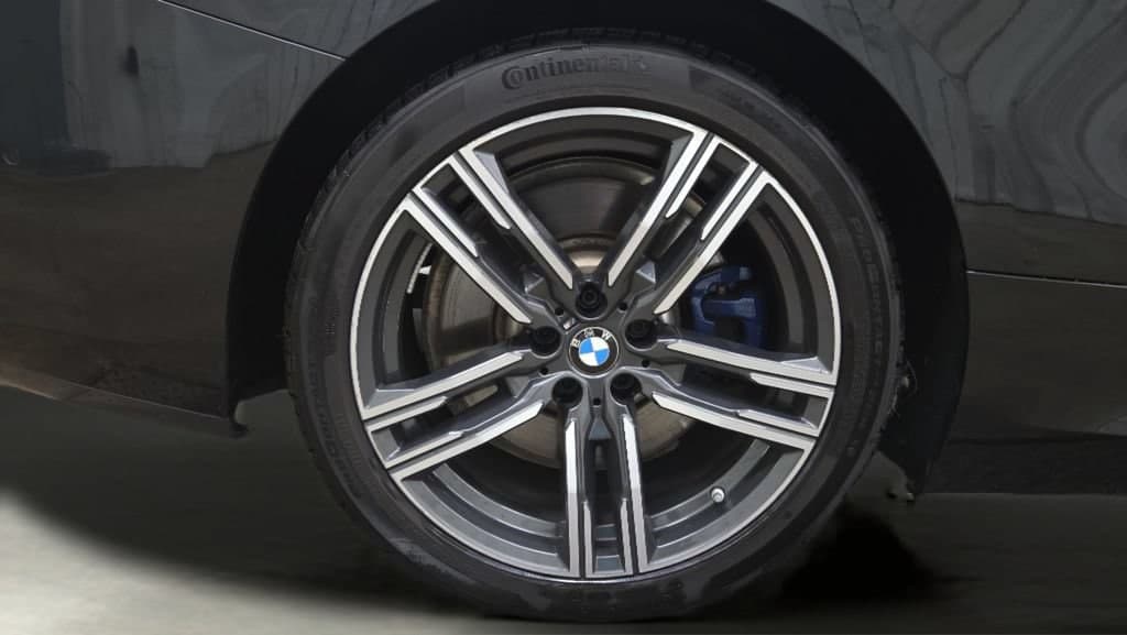 2025 BMW 8 Series 29