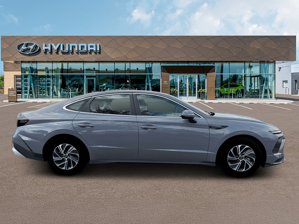 2026 Hyundai Sonata Hybrid 8