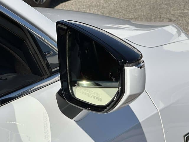 2024 Lexus IS 28