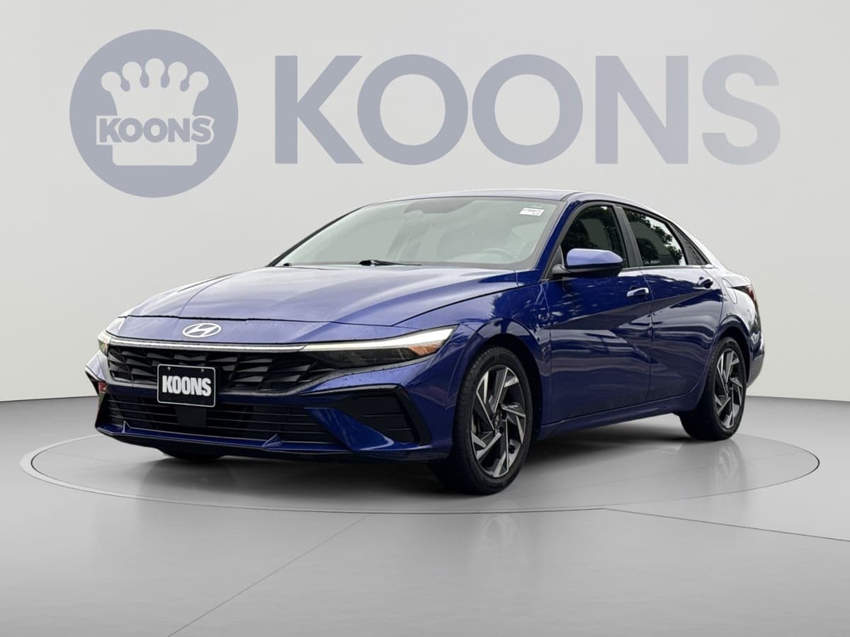 2025 Hyundai Elantra 22