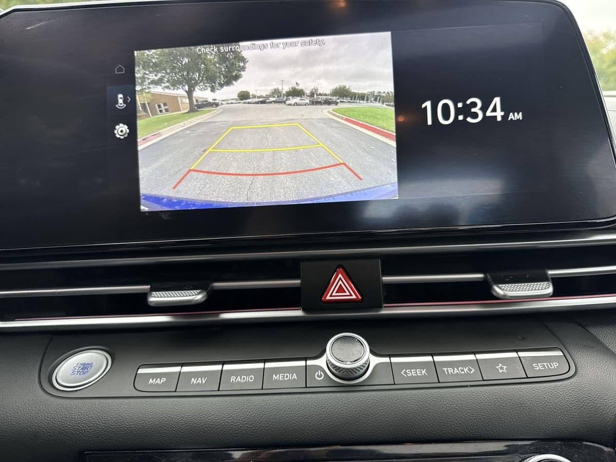 2025 Hyundai Elantra 13
