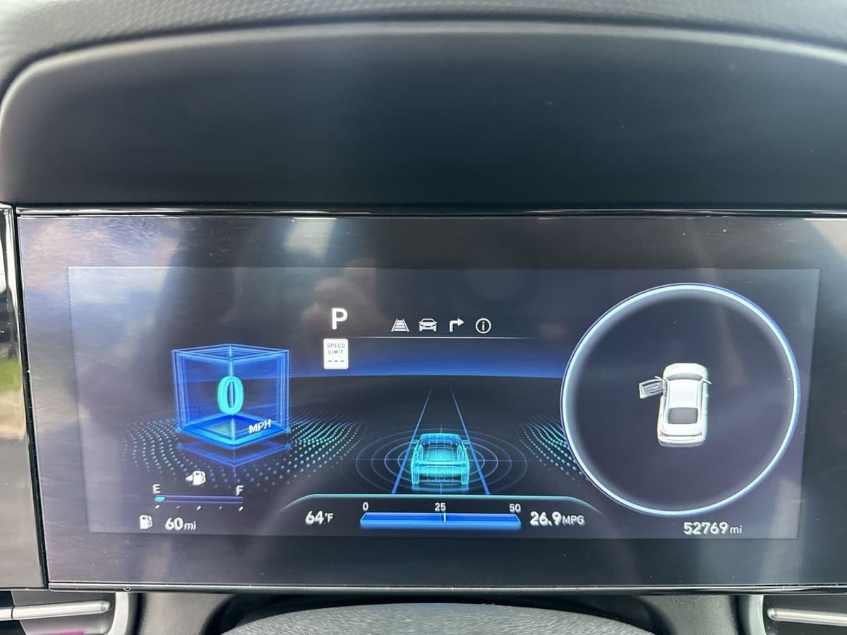 2025 Hyundai Elantra 11