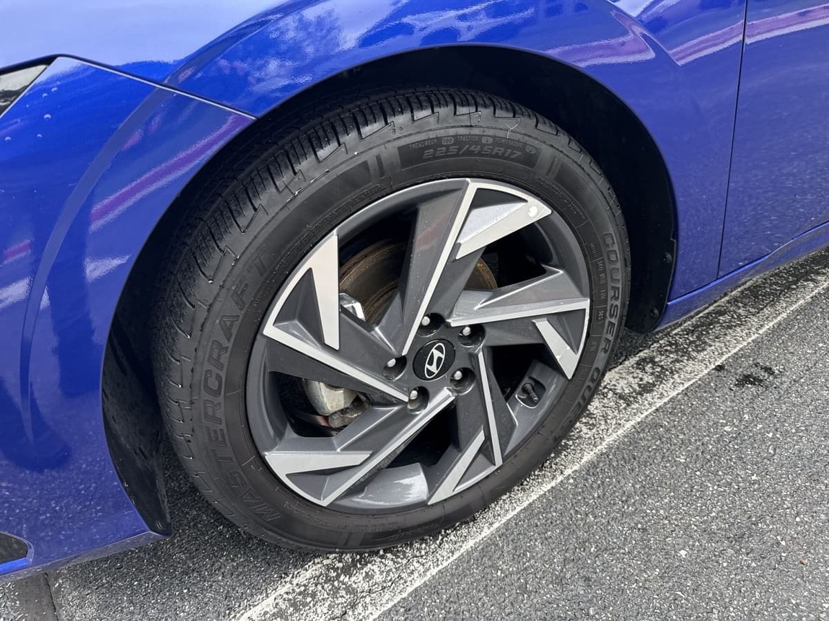 2025 Hyundai Elantra 7