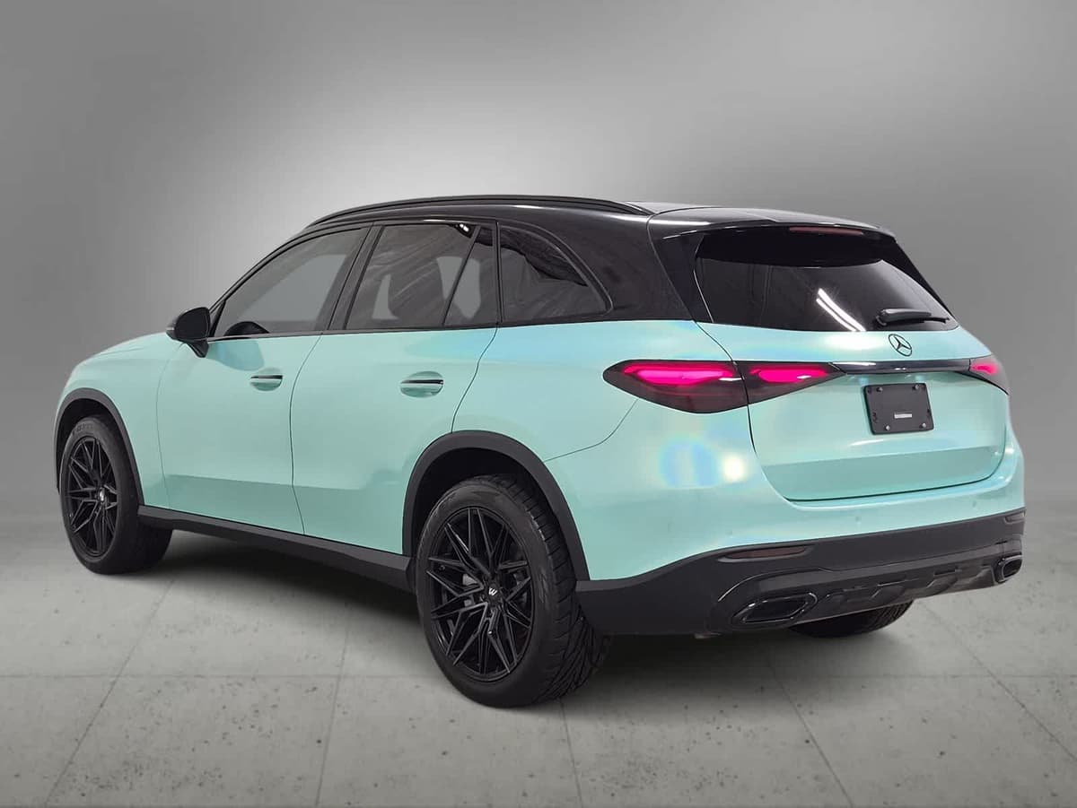2025 Mercedes-Benz GLC 5