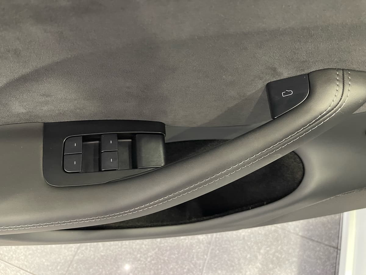2025 Tesla Model 3 23