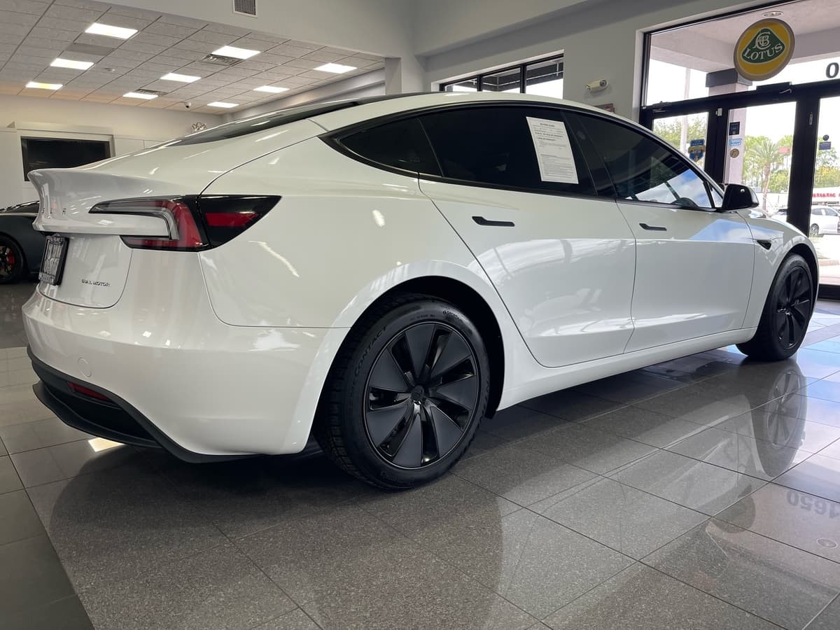 2025 Tesla Model 3 6