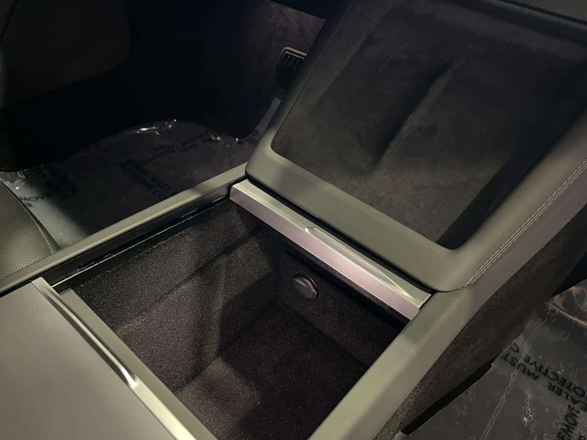 2025 Tesla Model 3 41