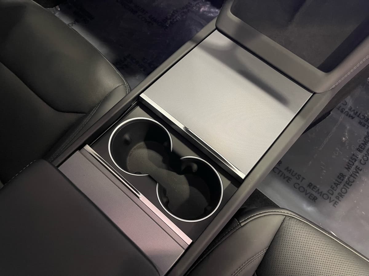 2025 Tesla Model 3 42
