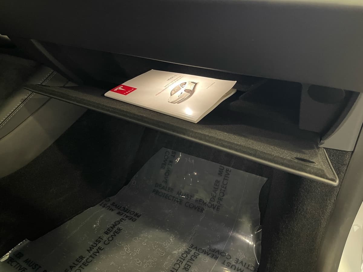2025 Tesla Model 3 38