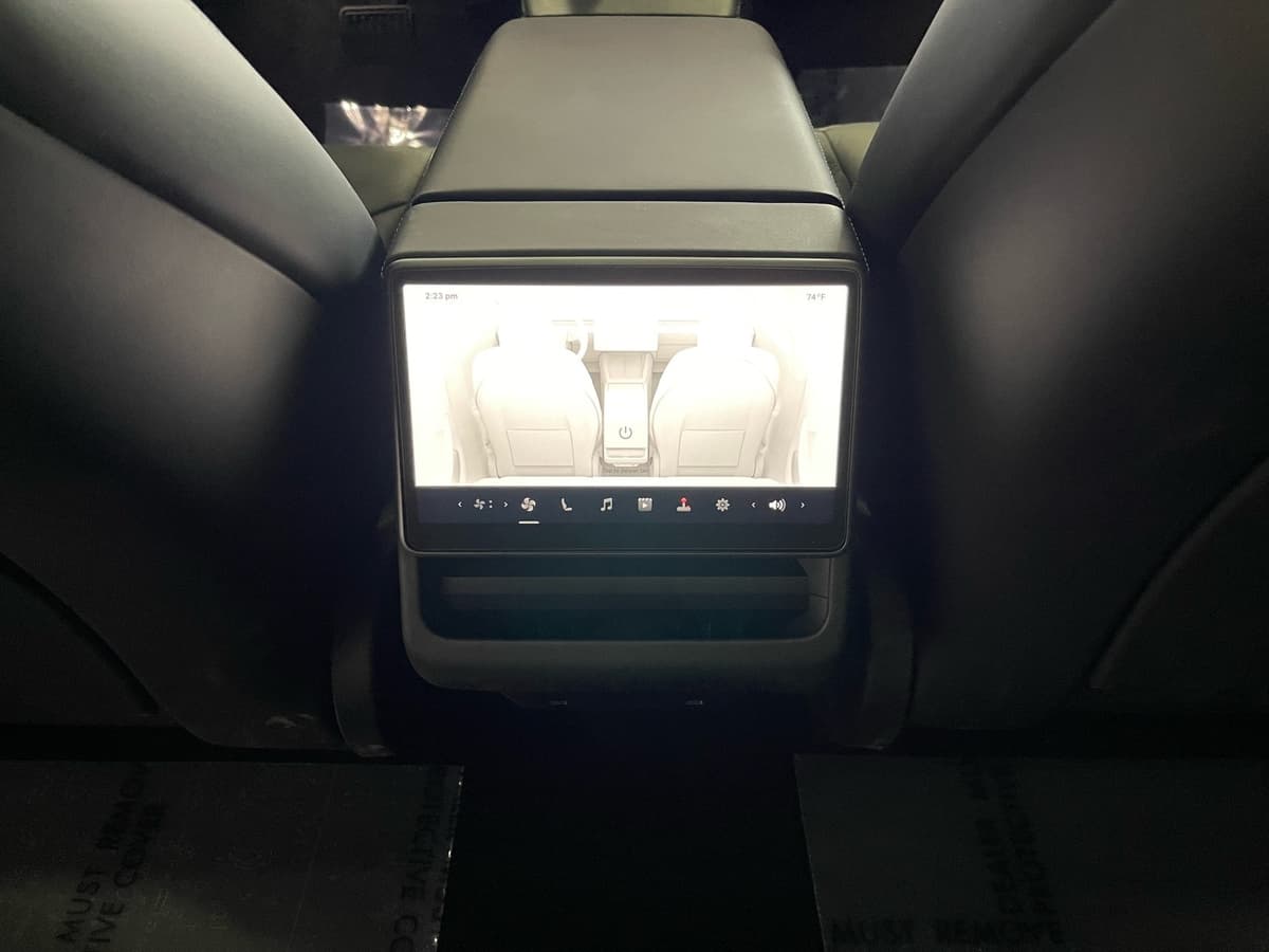 2025 Tesla Model 3 30