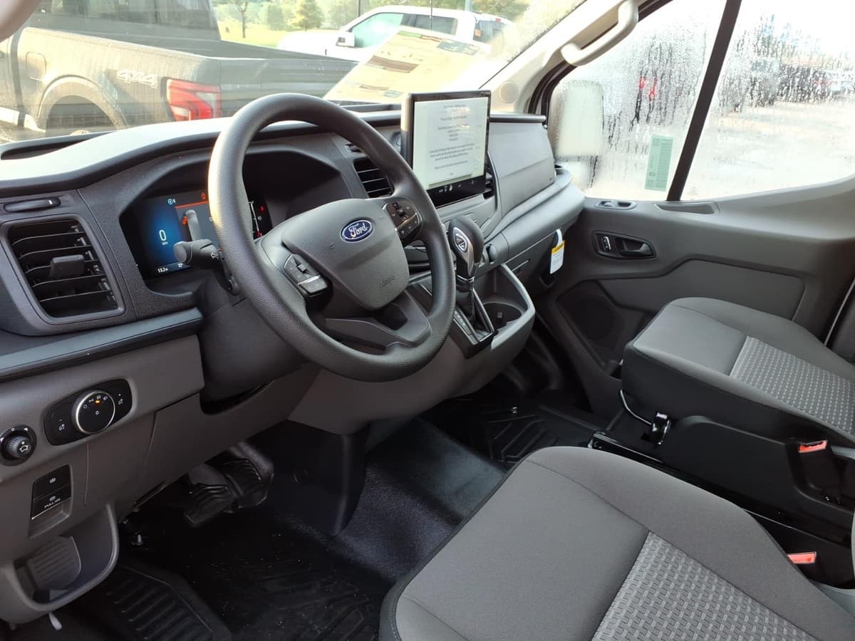 2026 Ford Transit Van 4