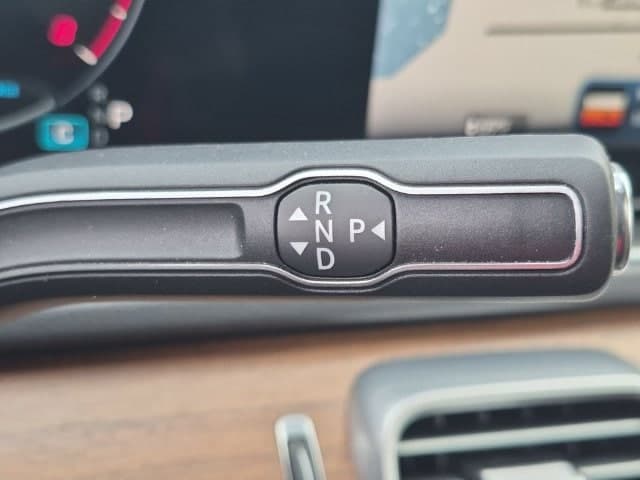 2025 Mercedes-Benz GLE 11
