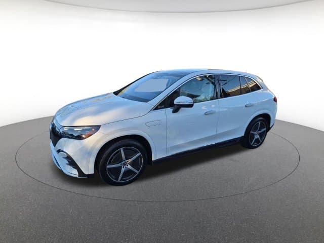 2025 Mercedes-Benz EQE SUV 6